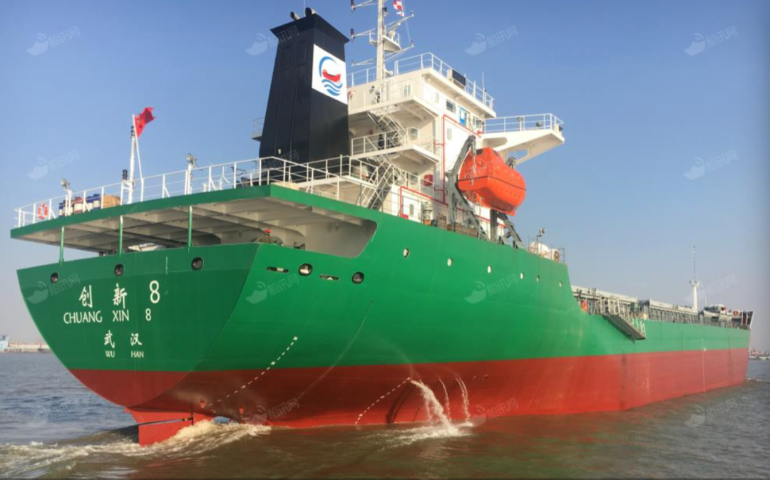 突发!2货船发生碰撞,1船沉没,1人失联!