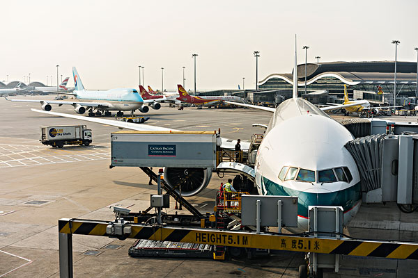 注意:6月25日起,香港禁止所有印尼国际空运航班着陆