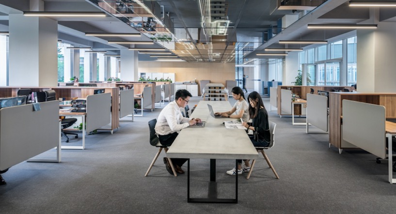 公司在美国雇人要如何报税？