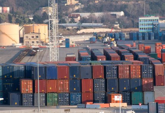 目的港装箱提柜配送费如何避免额外费用(五种常见的目的港集装箱提柜配送费)