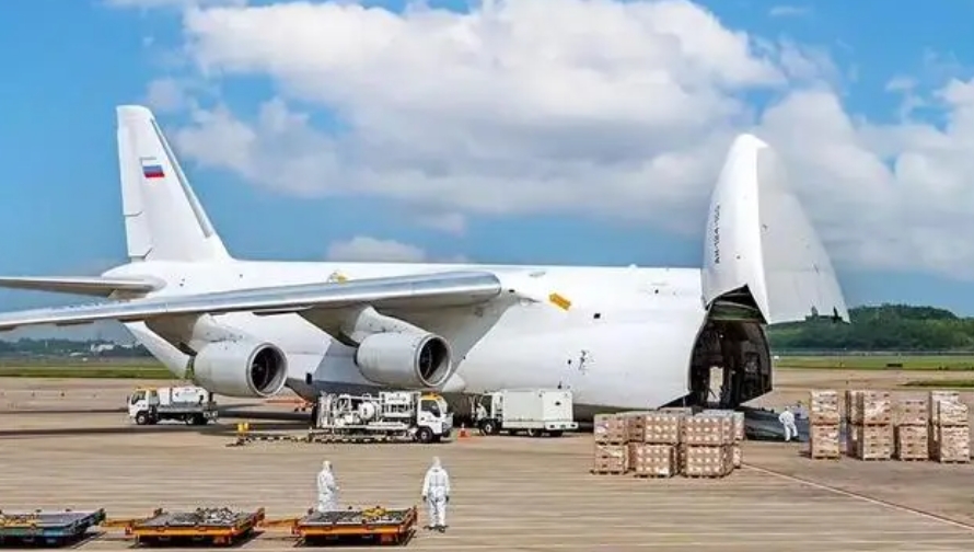 国际空运货物运费是按 W/M方式计算吗(国际空运干货知识分享)