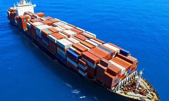 国际海运整柜饱含哪些费用(海运运费就是海运舱位费吗)